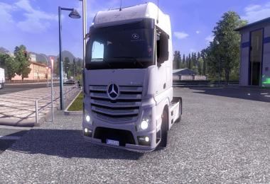 Mercedes Benz Actros MP4 + Interior v2.2