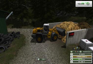 Dunghill with bales of crop adoption v1.0