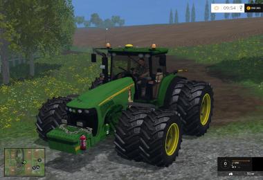 JOHN DEERE 8220