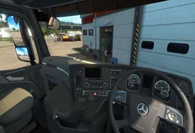 Mercedes Actros MP4 Carbon Interior