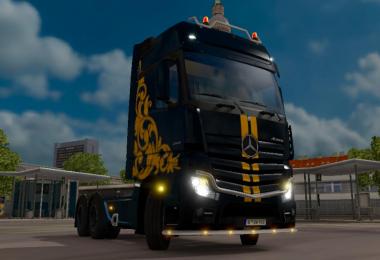 Mercedes MP IV Black & Yellow Skin 1.21.x