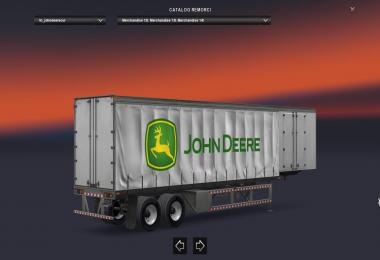 John Deere Curtain trailer