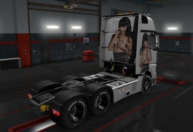 SKIN MERCEDES BENZ ACTROS MP4 KATY PERRY v1.0