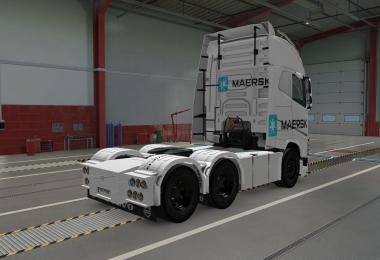 SKIN VOLVO FH16 2012 MAERSK BRANCO 1.37