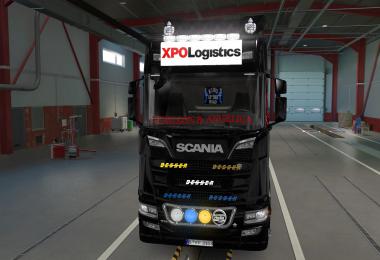 BIG LIGHTBOX SCANIA R AND S 2016 XPO LOGISTICS 1.39