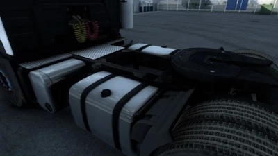 Added second fuel tank for mb actros mp3 v1.0