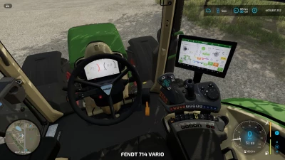 Fendt 700 Vario with color choice v1.0.0.0