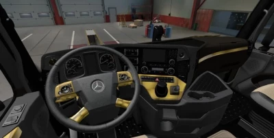 Mercedes Benz MP4 Black - Gold Interior 1.41.x