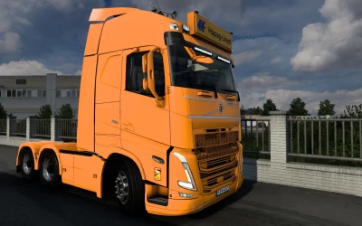 BIG LIGHTBOX VOLVO FH5 2020 HAPAG LLOYD 2.0 1.43