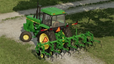 John Deere 825 Row-Crop Cultivator v1.0.0.0