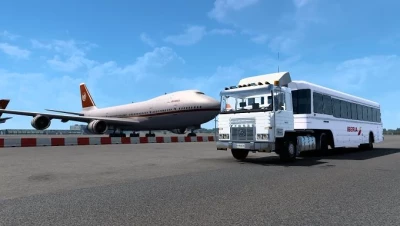 Old Airport Trailer 1.47