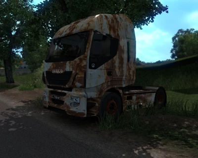 Rusty Iveco Stralis Hi-Way 1.47