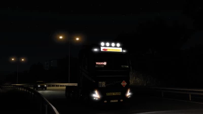 LIGHTBOX BIEDRONKA VOLVO FH 2022 SANAX 1.0 1.47