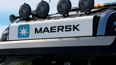 LIGHTBOX MAERSK VOLVO FH 2022 SANAX 1.0 1.47