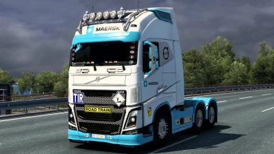 SKIN MAERSK VOLVO FH 2012 1.0 1.40 1.47