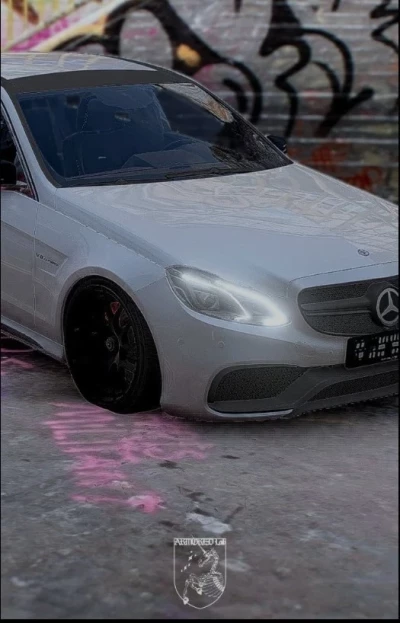 Mercedes-Benz E63S AMG v1.0 0.33x