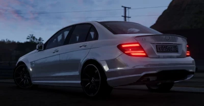 Mercedes-Benz W204 \ C63 AMG  v1.0 0.32x