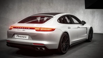 Porsche Panamera 0.33.x