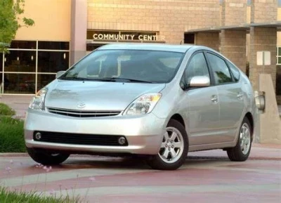 Toyota prius v1.0