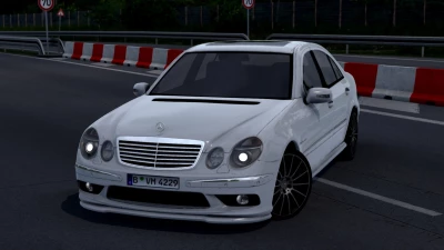 Mercedes Benz E55 AMG v1.4 1.52-1.53