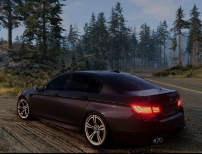 BMW M5 F10 v1.0 0.33x