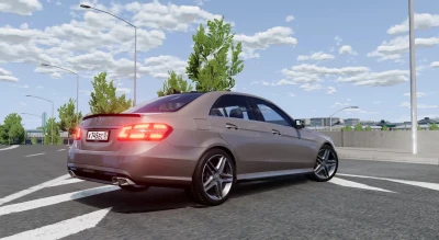 Mercedes Benz E63 W212 v1.0