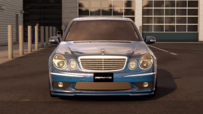 Mercedes E55 AMG W211 v1.2