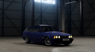 BMW 5-Series (E34) M5 V0.32